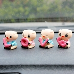 4pcs / Set Amor bonito pequeno porco dos desenhos animados Car Ornamento Automobile Auto Painel Decoração Toy Presente