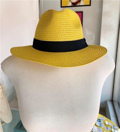 Chapéu Ajustável Tipo Panamá na Cor Amarela