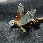 Coruja De Esmalte Dos Desenhos Animados Pássaro Voador Elegante Partido Broche Pin Encantos Jóias