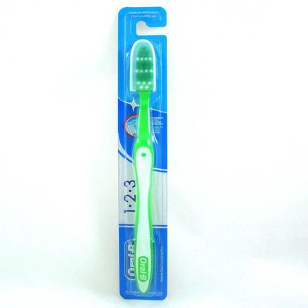 Escova Dental Oral-B 1 2 3 Média