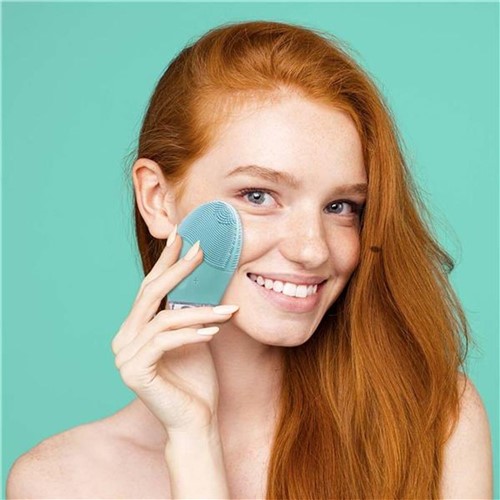 Escova Sônica para Limpeza Facial Bella Multilaser  Recarregável Verde Água - HC182