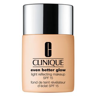 Even Better Glow™ Light Reflecting SPF15 Clinique - Base Facial WN 04 Bone