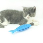 Fontes de silicone suave Mint escova de dentes em forma de peixe para a limpeza dos dentes do gato