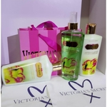 Kit 03 Victoria Secret's : 2 Cremes + 1 Splash Pear Glace & sacola Victoria Secret's