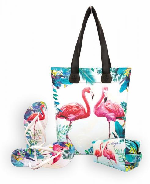 Kit Feminino Flamingos, Magicc, com Bolsa, Necessaire e Chinelo