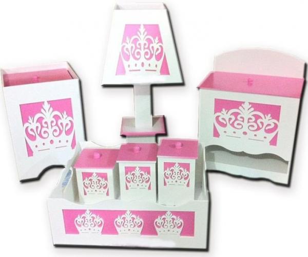 Kit Higiene para Bebê em MDF Coroa Branco com Rosa - Canaã Artesanatos