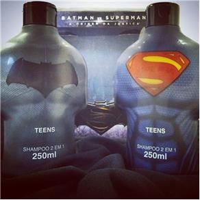 Kit 2 Shampoos 2 em 1 250ml Batman Vs Superman