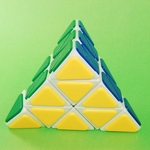LanLan Pyraminx Tile Puzzle Cube Branco