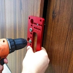 DIY Carpintaria perfuração Locator Wardrobe Door Cabinet posicionador Handle perfurador Locator Guia de Brocas Sleeve