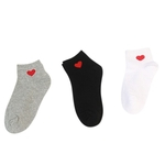 3 pares Mulheres Stylish amor em forma de meias Low-cut respirável Projeto bonito meias de algodão barco