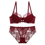 2 Pcs / Set Mulheres Lady Sexy Lace bonito Lingerie Sets cetim bordado sutiã com Calcinhas 2020