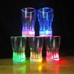 Pequeno Glowing luz Cup para Holiday Party Descoloridos Night Club Bar cerveja clara Cups