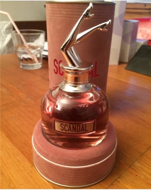 Perfume Feminino Scandal (50 Ml)