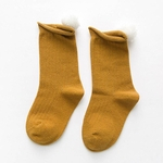 Ficha técnica e caractérísticas do produto 1 par bonito New Children Cotton & # 39; S Meias com bola ondulação Meninas longa Sock