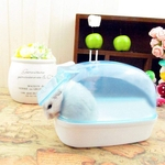 Ficha técnica e caractérísticas do produto Dustproof Plastic bonito pequeno Pet Hamster Banho Sauna Banheira Jogando Box animal