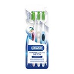 Ficha técnica e caractérísticas do produto Escova Dental Oral B Gengiva Detox com 3 Unidades