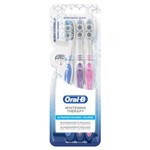 Ficha técnica e caractérísticas do produto Escova Dental Oral B Whitening Therapy com 3 Unidades