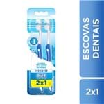 Ficha técnica e caractérísticas do produto Kit Escova Dental Oral-B Indicator Plus 30 2 Unidades