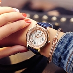 Ficha técnica e caractérísticas do produto Ladies Fashion Quartz Watch Women Rhinestone Leather Casual Dress Women Watch