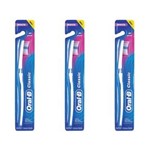 Ficha técnica e caractérísticas do produto Oral B Classic 40 Escova Dental - Kit com 03