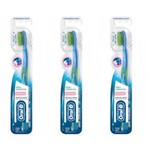 Ficha técnica e caractérísticas do produto Oral B Pro Gengiva 35 Escova Dental - Kit com 03
