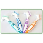 Ficha técnica e caractérísticas do produto Portátil Ergonomic dentadura escova de limpeza Multi-Layered Cerdas dentes falsos Escova Ferramenta de Oral Care