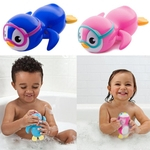 Ficha técnica e caractérísticas do produto Presente Toy Bath Clockwork Wind Up nata??o do pinguim