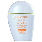 Protetor Solar com Cor Shiseido Sports Bb Broad Spectrum Fps50+ Dark 30Ml