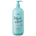 Ficha técnica e caractérísticas do produto Schwarzkopf Professional Mad About Curls High Foam Cleanser - Shampoo Sem Sulfato 1l