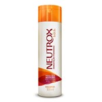 Ficha técnica e caractérísticas do produto Shampoo Neutrix Sos 300ml