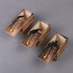 Ficha técnica e caractérísticas do produto Simular Insect Estilo assustador Tricky pequeno Toy Box de madeira para a ferramenta engraçada Prank